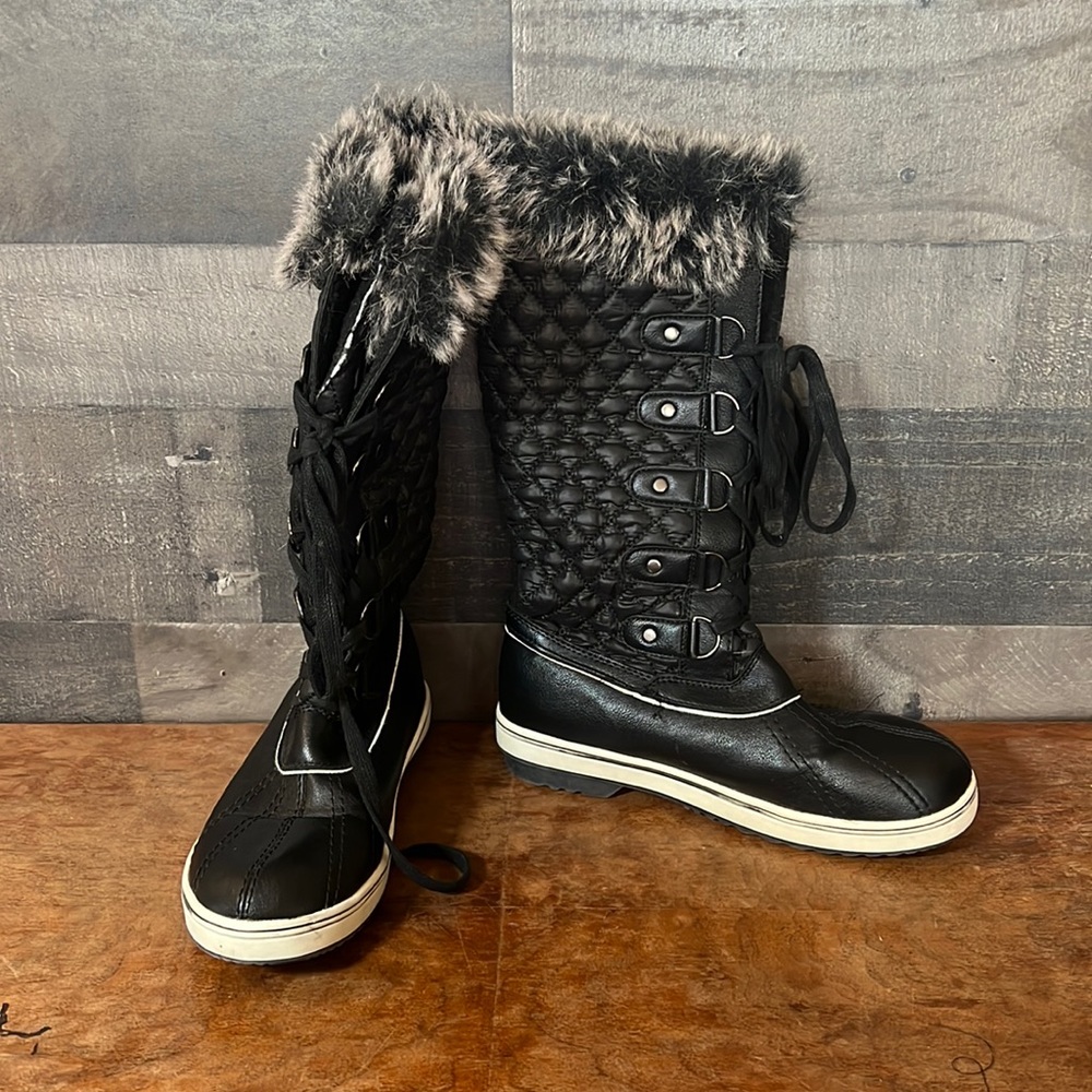 Cute Black with White Aleader Winter Boots